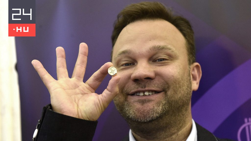 A közmédia visszavonja Aranyosi Péter Karinthy-gyűrűjét