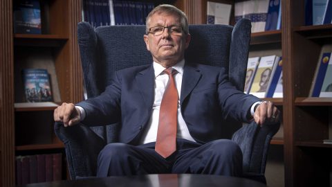 Matolcsy Györgyék szuperkedvezményes kötvényekkel is segítették a jegybanki alapítvány körül burjánzó ingatlanbizniszt