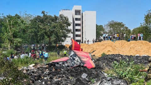 Megtalálták a lezuhant Air India repülőgép második fekete dobozát is
