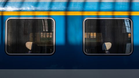 „Megállunk Csornán, hogy lehessen pisilni” – nem működtek a vécék a Szombathelyről Budapest felé tartó vonaton