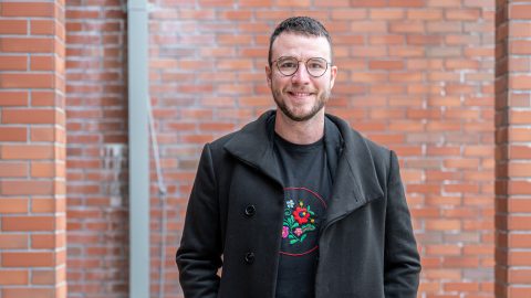 „Jönnek a kutyakereskedők, a csempekereskedők” – Molnár Áronék is kifigurázták Szentkirályi csomagtartós videóját