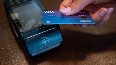 Fizetés külföldön: erre kell figyelni, hogy ne legyen túl drága a nyaralás
