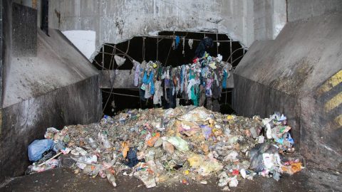 Hulladékgazdálkodás: bekeményít a kormány