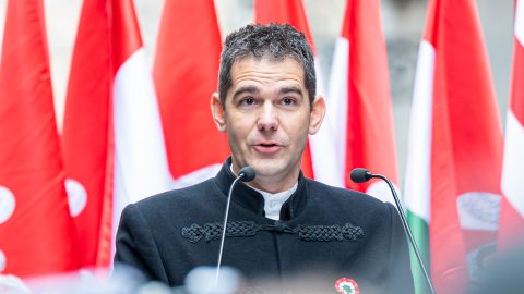 Novák: útját álljuk a Pride-nak a Szabadság hídon