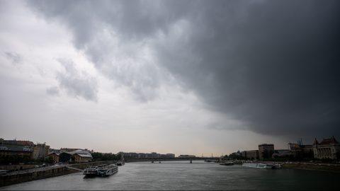 Heves zivatarok alakulhatnak ki kedden az ország egy részén