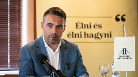 Jelen állás szerint elindul a jövő évi választáson Vona Gábor pártja
