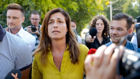 Varga Judit volt igazságügyi miniszter asztalos vizsgát tett