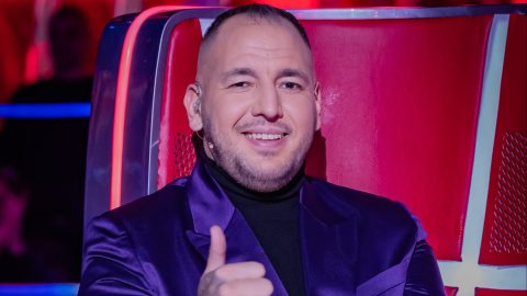 Kitüntetést kapott Curtis egészségügyben dolgozó nővére