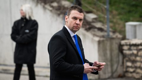 Nagy a hallgatás Menczer Tamás külügyes munkájának eredményéről