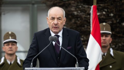 Sulyok Tamás államfő nem tette meg, amire az orvosok kérték