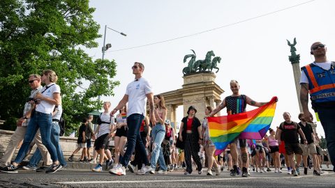 A rendőrség ismét megtiltotta a szivárványos felvonulást
