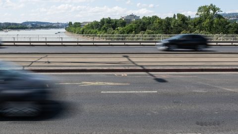 7 milliárd forintnyi gyorshajtásért kiszabott bírságot nem fizettek be az autósok tavaly