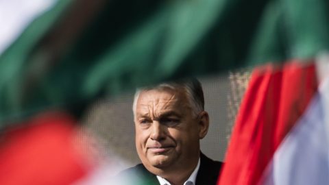 Hallgatásba burkolóztak a kormánypárti közvélemény-kutatók
