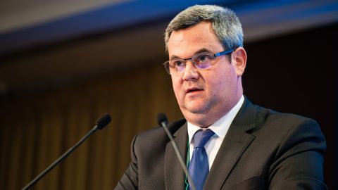 Takács Péter államtitkár: Nem lesz béremelés a következő két évben az egészségügyben