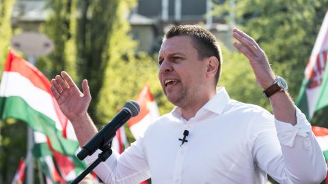 Orbánt akarja, de megint csak Menczert kapta Magyar Péter