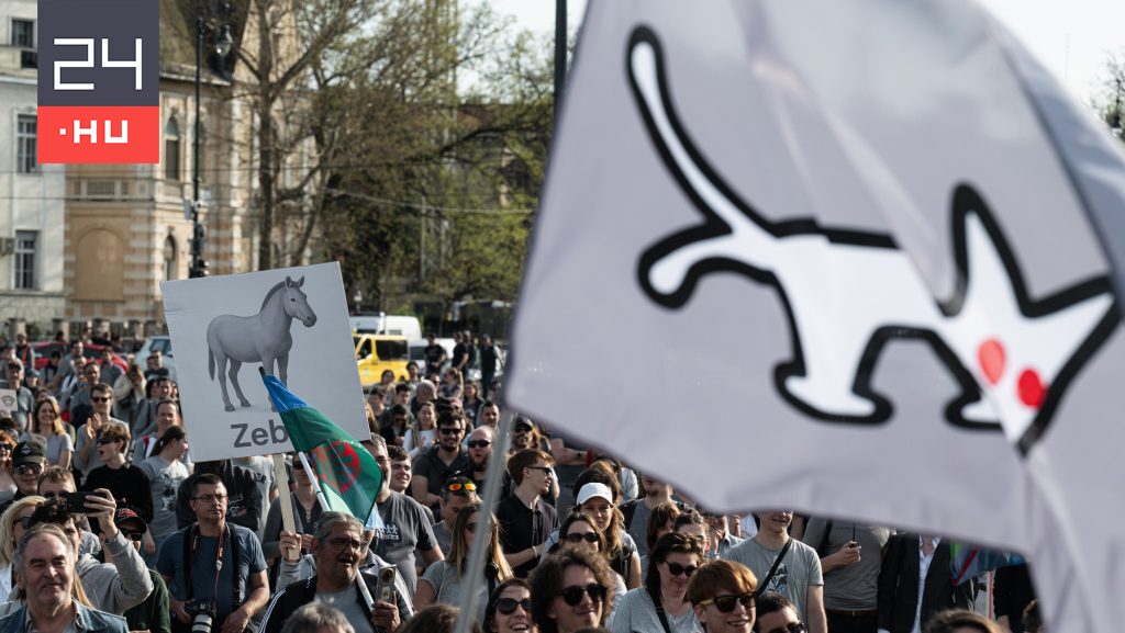 Megvannak a Kétfarkú Kutya Párt listavezetői