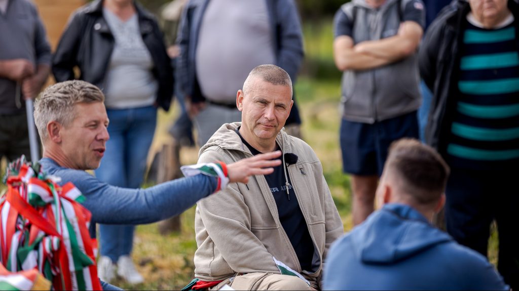 Magyar Péter: Legyetek bátorak és hívjátok be Ruszin-Szendi Romuluszt a zárt ülésre 
