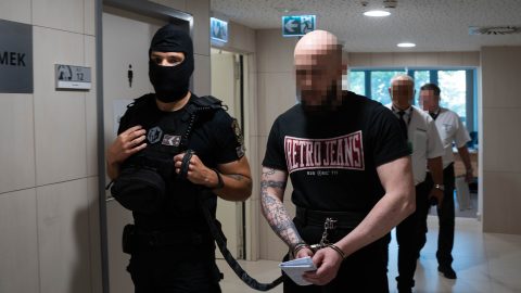 „Szívem szerint gázkamrába tenném vagy megfojtanám a nagymamám gyilkosait”