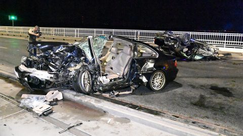 A bíróság szerint bűnügyi felügyeletben van, az ügyészség szerint nincs az a Mercedes-sofőr, aki két éve halálra gázolt egy biciklist az Árpád hídon