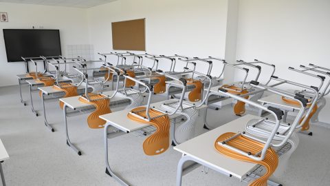 Népszava: több tanárnak is lehúzták a pontszámát az értékelésben, így kevesebb pluszpénzt kell fizetni