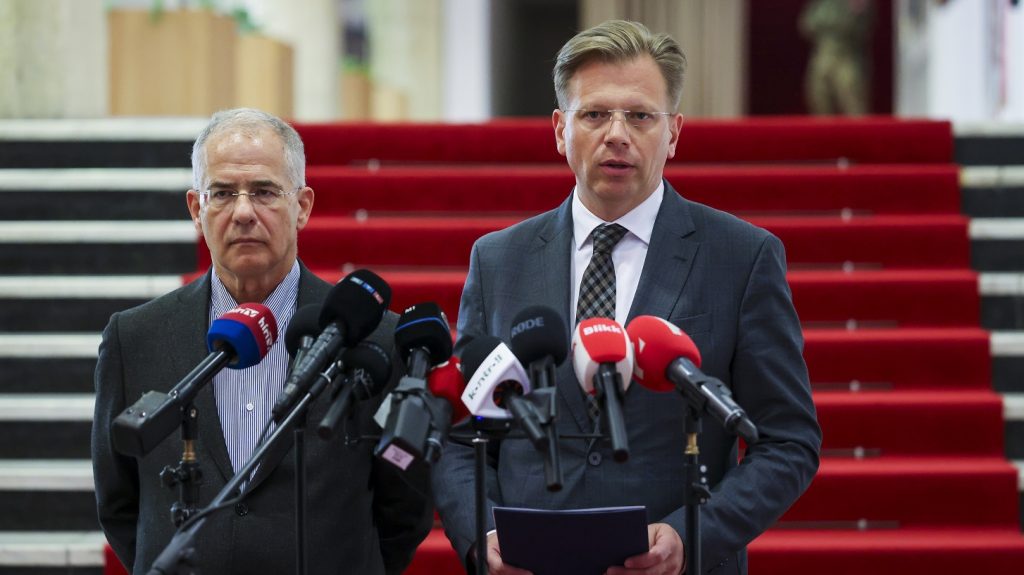 HM-államtitkár: Ruszin-Szendi Romulusz kimondta, hogy Szlava Ukrajini!