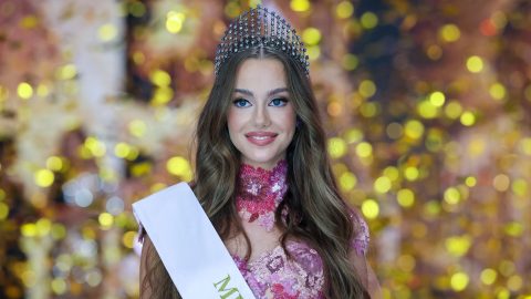 Idősek otthonában is dolgozott a Miss World Hungary 17 éves győztese