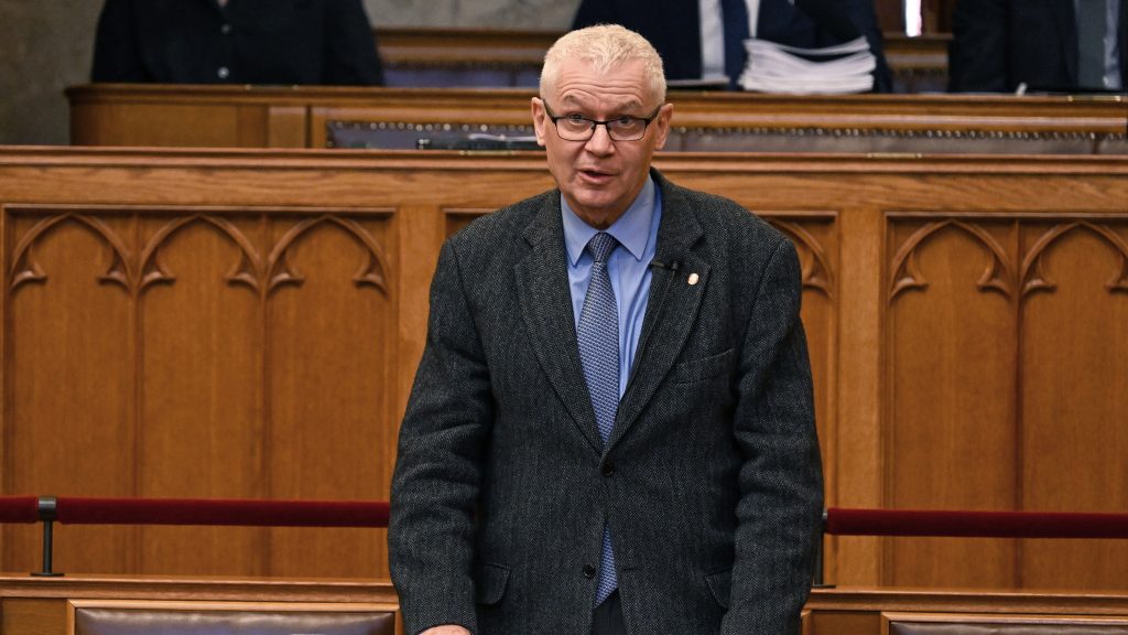 A nap legfontosabb hírei – 2025. június 11.