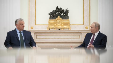 Még az európai populista pártok szavazói közül is kitűnik a fideszesek Putyin-szimpátiája