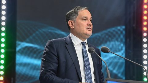 Nagy Márton bejelentette, koncessziós formában épülhet a reptéri gyorsvasút