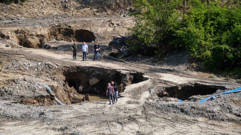 Parajdi tragédia: A kormány minden felajánlott forint mellé odatesz még egyet