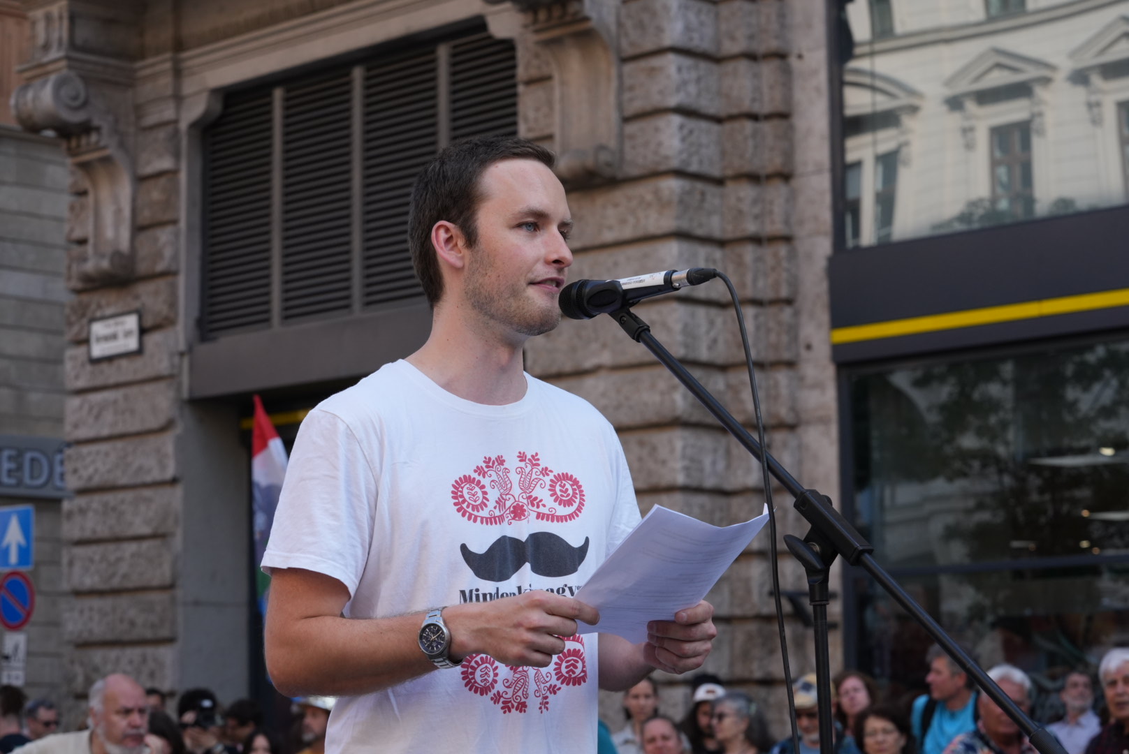 „Hol van a közpénz? Ruszkik, haza!” – a Legfőbb Ügyészséghez vonultak a tüntetők 3