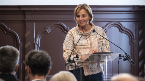 Megszavazták a fizetésemelésüket, ebédeltek egyet, de a fideszesek többet már nem akartak dolgozni, és hazamentek