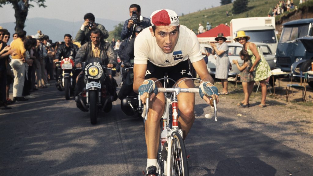 „Több pofont nyeltem, mint ételt” – 80 éves a kerékpársport Kannibálja, Eddie Merckx