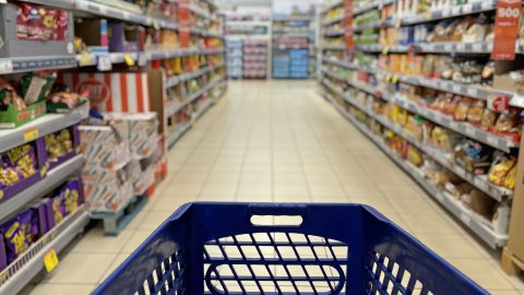 Az EU Bírósága elé citálhatják a magyar kormányt a Spar, a Lidl és társaik különadója miatt