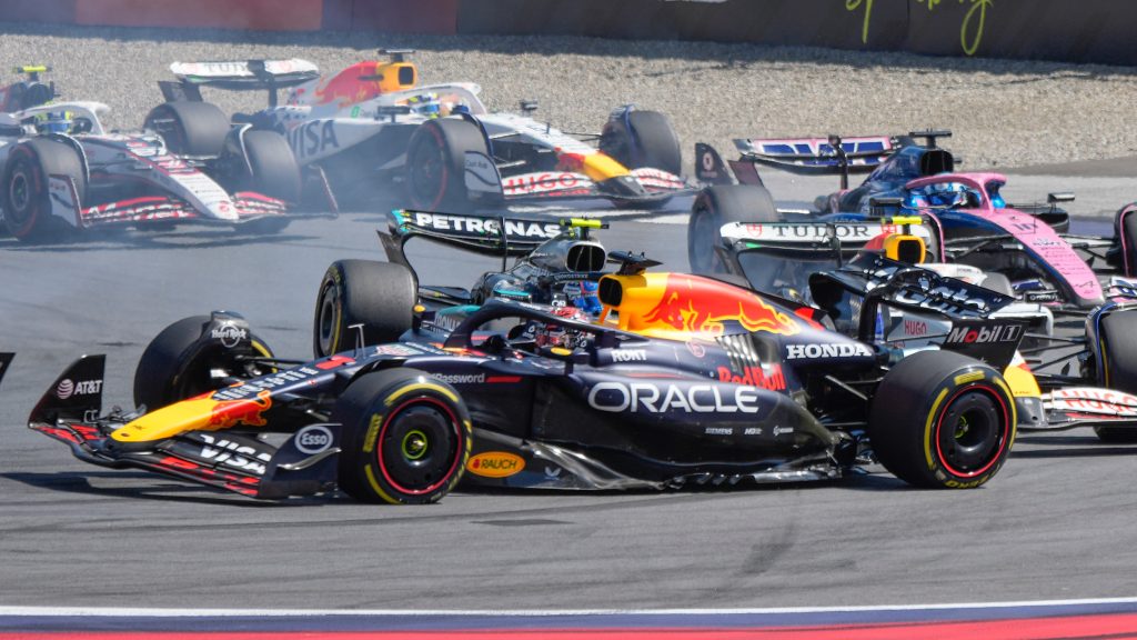Max Verstappen reagált az őt kiejtő pilóta hibájára