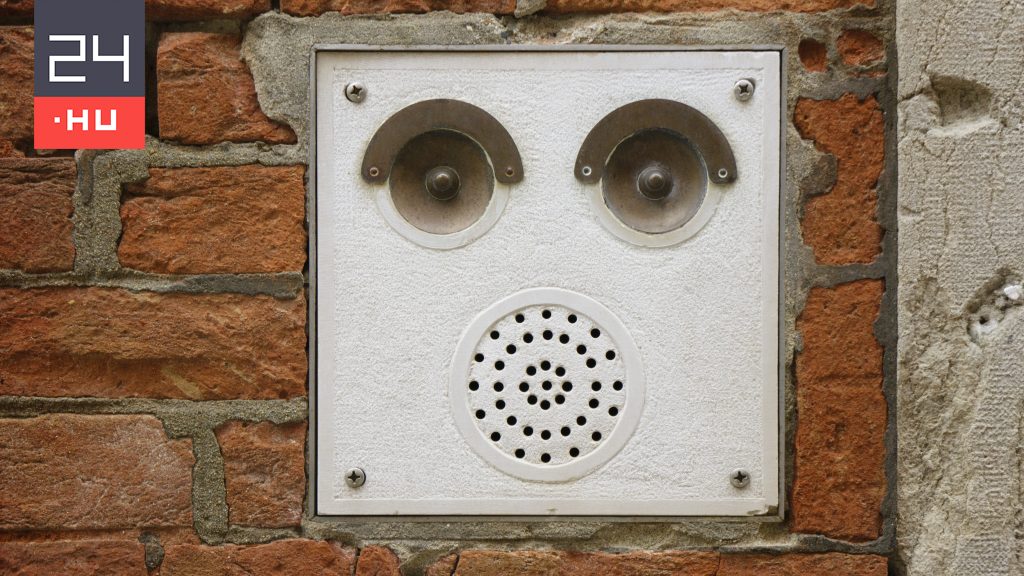 Velence utcái megmutatják, hogy egy kaputelefon, vagy kapucsengő is lehet izgalmas