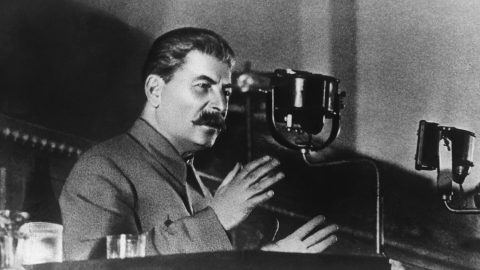 Sztálin sem tudta eltörölni a vasárnapot