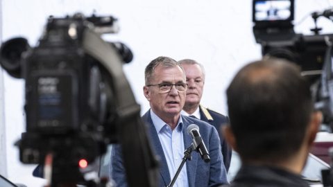 „Valamilyen szintű cenzúra kéne” – osztotta meg Facebook-oldalán a drogügyi kormánybiztos