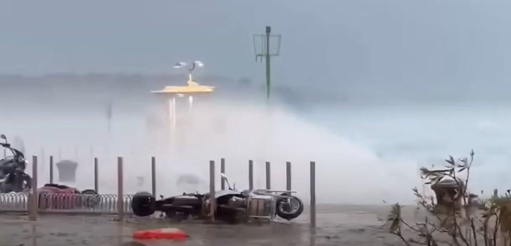 Durva vihar csapott le a horvát tengerpartra – videók
