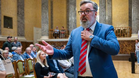 Elővették a 2023-ben kirúgott L. Simon Lászlót, hogy egy városligeti múzeum vidékre költöztetését menedzselje