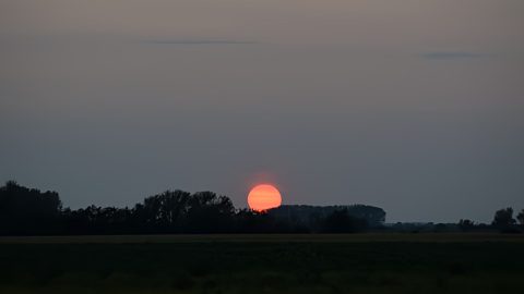 Szaharai por és kanadai füstfelhő borította be hazánkat