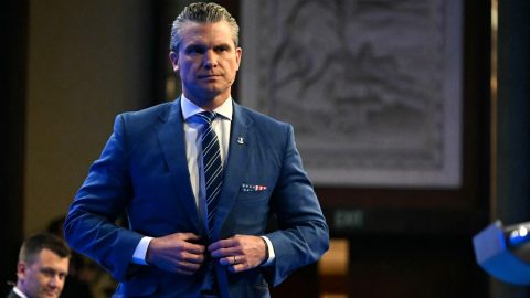 Kína szerint az amerikai védelmi miniszter provokál és „a tűzzel játszik”