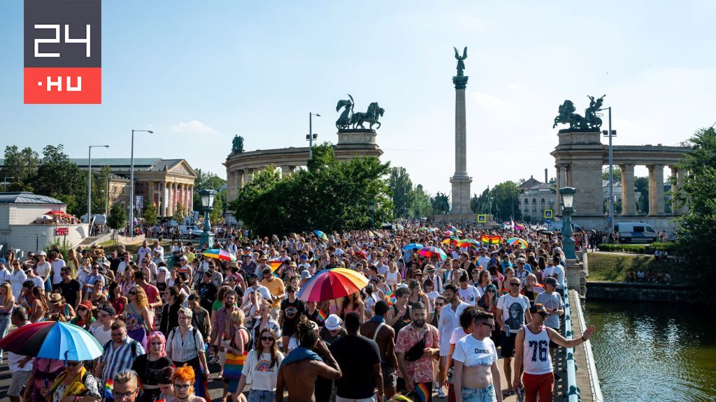 Hiába állt be a Pride mögé Karácsony Gergely és a fővárosi önkormányzat, a rendőrség betiltotta a rendezvényt