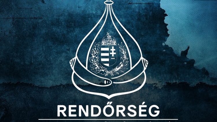Csalók vernek ét Gondosórával rendelkező nyugdíjasokat