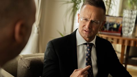 Szijjártó hálás Donald Trumpnak, mert feloldottak a paksi orosz beruházást sújtó szankciókat