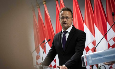 Szijjártó Magyarország-ellenes propagandának minősítette Zelenszkij Válasz-interjúját