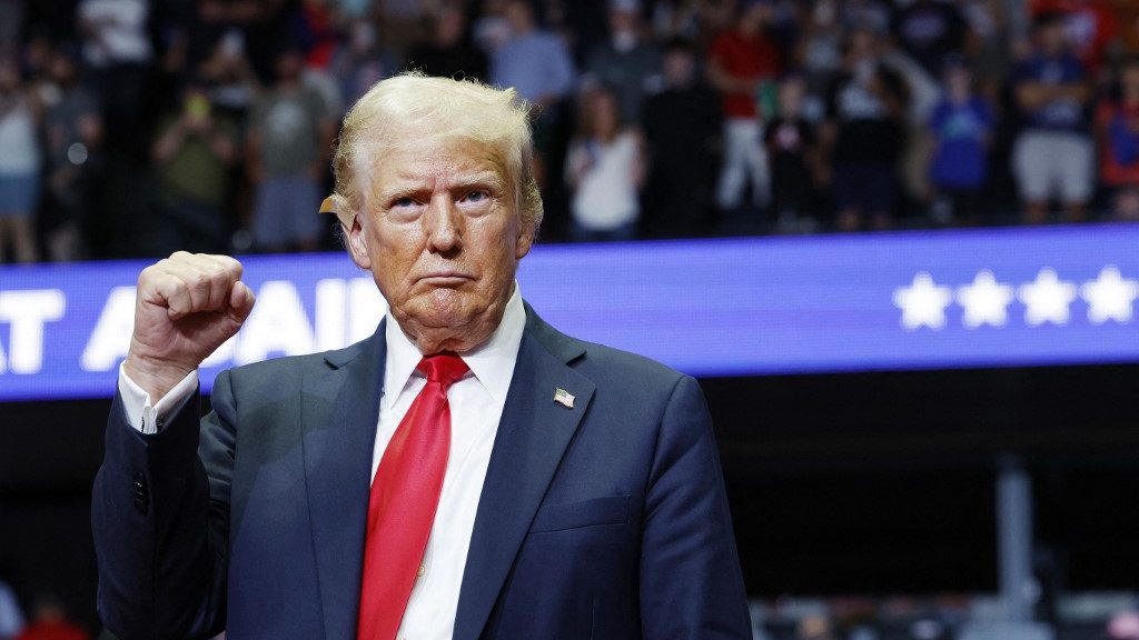 Donald Trump: Izrael támadása Irán ellen „nagyon könnyen megtörténhet”