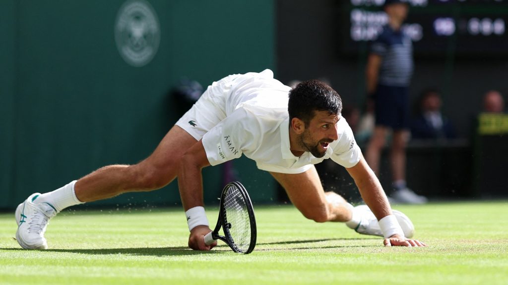 Djokovic megtörte a Federer-átkot, és 16. wimbledoni negyeddöntőjére készülhet