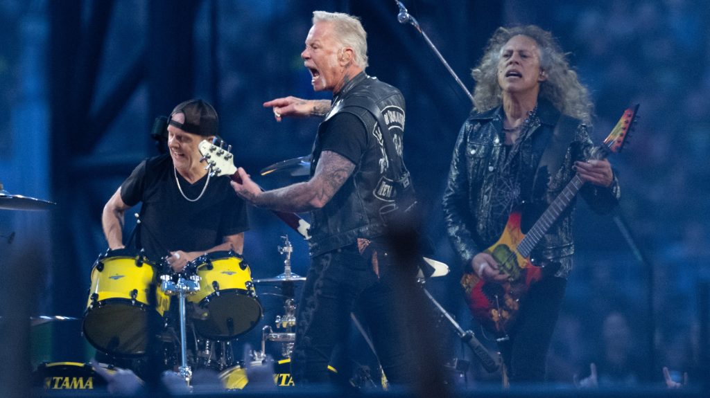 A Pentagon a Metallica zenéjét használta egy drónpromóhoz, a zenekar már el is távolíttatta