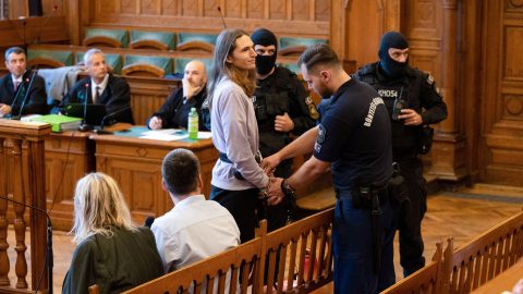 Kritikus állapotban szállították börtönkórházba az antifa támadással gyanúsított német aktivistát